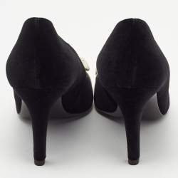 Pre Owned Chanel Black/Beige Velvet CC Camelia Pumps Size 39