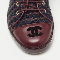 Pre Owned Chanel Burgundy Tweed and Leather CC Cap Low Top Sneakers Size 38
