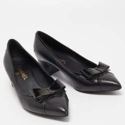 Pre Owned Chanel Black Leather Bow CC Block Heel Pumps Size 39.5