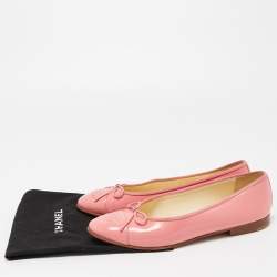 Pre Owned Chanel Pink Patent Leather CC Cap Toe Bow Ballet Flats Size 38.5