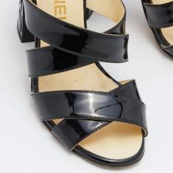 Chanel Black Patent Leather CC Floral Block Heel Strappy Sandals Size 36