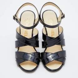 Chanel Black Patent Leather CC Floral Block Heel Strappy Sandals Size 36