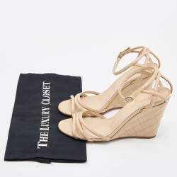 Pre Owned Chanel Beige Patent Leather Wedge Open Toe Sandals Size 38.5