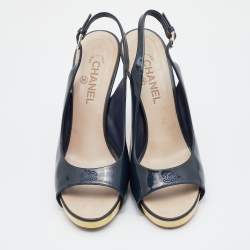 Chanel Navy Blue Patent Leather CC Open Toe Platform Slingback Sandals Size 41