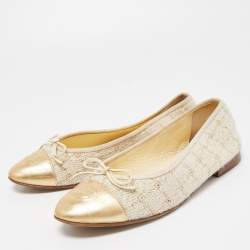 Pre Owned Chanel Cream/Gold Tweed And Leather CC Cap Toe Bow Ballet Flats Size 38.5