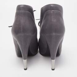 Chanel Grey Leather CC Cap Toe Lac Up Booties Size 39.5