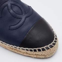 Pre Owned Chanel Blue/Black Leather CC Cap Toe Espadrilles Flats Size 40
