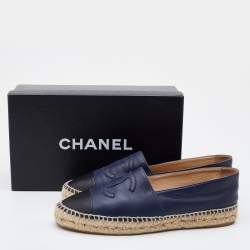 Pre Owned Chanel Blue/Black Leather CC Cap Toe Espadrilles Flats Size 40