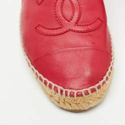 Pre Owned Chanel Pink Leather CC Espadrille Flats Size 38