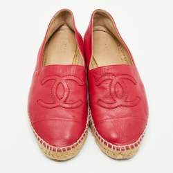 Pre Owned Chanel Pink Leather CC Espadrille Flats Size 38