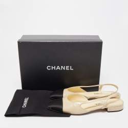 Pre Owned Chanel Cream/Black Satin and Patent CC Slingback Flats Size 38.5