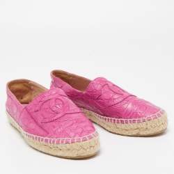 Pre Owned Chanel Pink Crocodile Leather CC Espadrille Flats Size 38