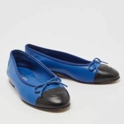 Pre Owned Chanel Blue/Black Leather CC Cap Toe Bow Ballet Flats Size 38