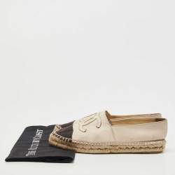 Pre Owned Chanel Cream/Black Leather and Canvas CC Espadrille Flats Size 38