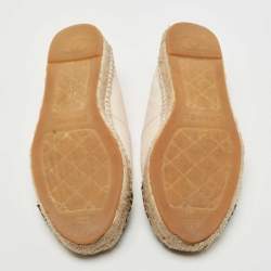 Pre Owned Chanel Cream/Black Leather and Canvas CC Espadrille Flats Size 38