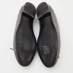 Pre Owned Chanel Grey Leather CC Cap Toe Bow Ballet Flats Size 38.5