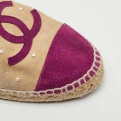 Chanel Beige/Burgundy Suede Faux Pearl Embellished CC Espadrille Flats Size 39