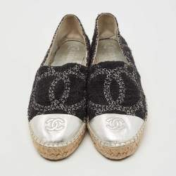 Pre Owned Chanel Black/Silver Tweed and Leather Cap Toe CC Espadrille Flats Size 39