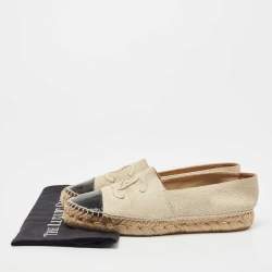 Pre Owned Chanel Light Beige/Black Crackle Leather And Patent CC Cap Toe Espadrilles Size 40