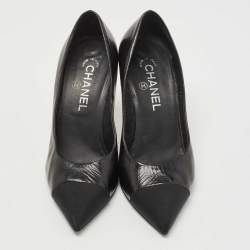 Pre Owned Chanel Black Leather and Fabric Faux Pearl Cap-Toe Pointed-Toe Pumps Size 37.5