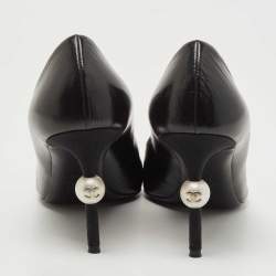 Pre Owned Chanel Black Leather and Fabric Faux Pearl Cap-Toe Pointed-Toe Pumps Size 37.5