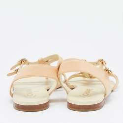 Chanel Beige/Cream Leather Camelia Thong Flat Sandals Size 37.5