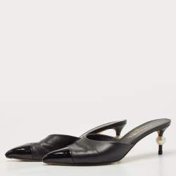 Pre Owned Chanel Black /Grey Patent and Leather CC Faux Pearl Embellished Mules Size 39.5 