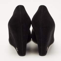 Pre Owned Chanel Black/Silver Suede and Leather Cap Toe CC Wedge Pumps Size 38.5