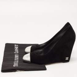 Pre Owned Chanel Black/Silver Suede and Leather Cap Toe CC Wedge Pumps Size 38.5