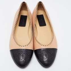 Chanel Beige/Black Leather CC Ballet Flats Size 38