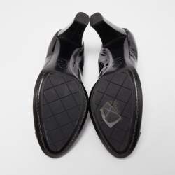 Pre Owned Chanel Black Patent Leather CC Scrunch Pumps Size 39.5
