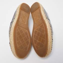 Chanel Black Patent Leather CC Espadrille Flats Size 39