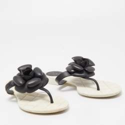 Pre Owned Chanel Black/White Rubber Accent Camellia Thong Flats Size 37
