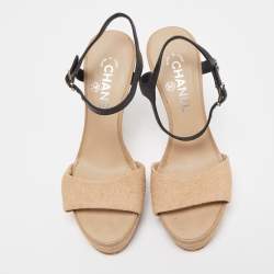 مملوكة مسبقًا Chanel Beige Textured Suede Ankle Strap Platform Sandals Size 38