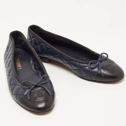 Chanel Navy Blue/Black Leather CC Cap Toe Ballet Flats Size 39.5