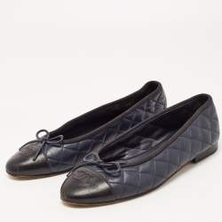 Chanel Navy Blue/Black Leather CC Cap Toe Ballet Flats Size 39.5