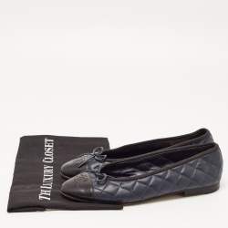 Chanel Navy Blue/Black Leather CC Cap Toe Ballet Flats Size 39.5
