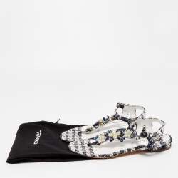 Pre Owned Chanel Black/White Tweed Flower Embellished Thong Flat Sandals Size 37.5