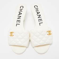 Chanel White Quilted Leather Interlocking CC Logo Slide Sandals Size 39