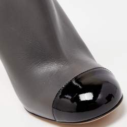 Pre Owned Chanel Grey/Black Leather and Patent Cap Toe CC Ankle Booties Size 36