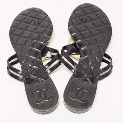 Chanel Black Rubber Camellia Thong Flats Size 40