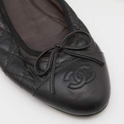 Pre Owned Chanel Black Quilted Leather CC Bow Ballet Flats Size 37.5
