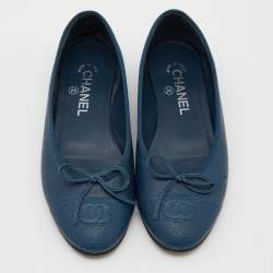 Pre Owned Chanel Blue Caviar Leather CC Bow Ballet Flats Size 37.5