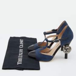Pre Owned Chanel Navy Blue/Black Canvas and Leather Camellia Heel T-Strap Pumps Size 36