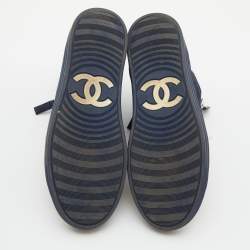 Pre Owned Chanel Navy Blue/White Suede and Leather CC High Top Sneakers Size 37