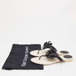 Pre Owned Chanel Black Rubber Camellia Thong Flats Size 37
