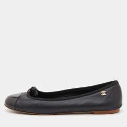 Pre Owned Chanel Black Leather and Patent Cap Toe Bow CC Ballet Flats Size 38