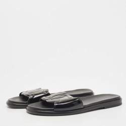 Pre Owned Chanel Black Patent Leather CC Flat Slides Size 39.5