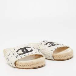 Chanel White/Navy Blue Tweed CC Espadrille Flat Slides Size 39