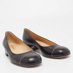 Pre Owned Chanel Black Leather CC Cap Toe Ballet Flats Size 38.5